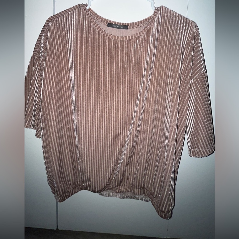 Suzy t shirt